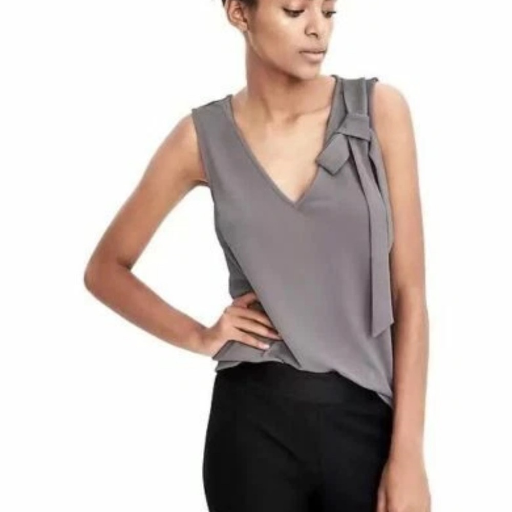 Gray Sleeveless Top with Bow Detail